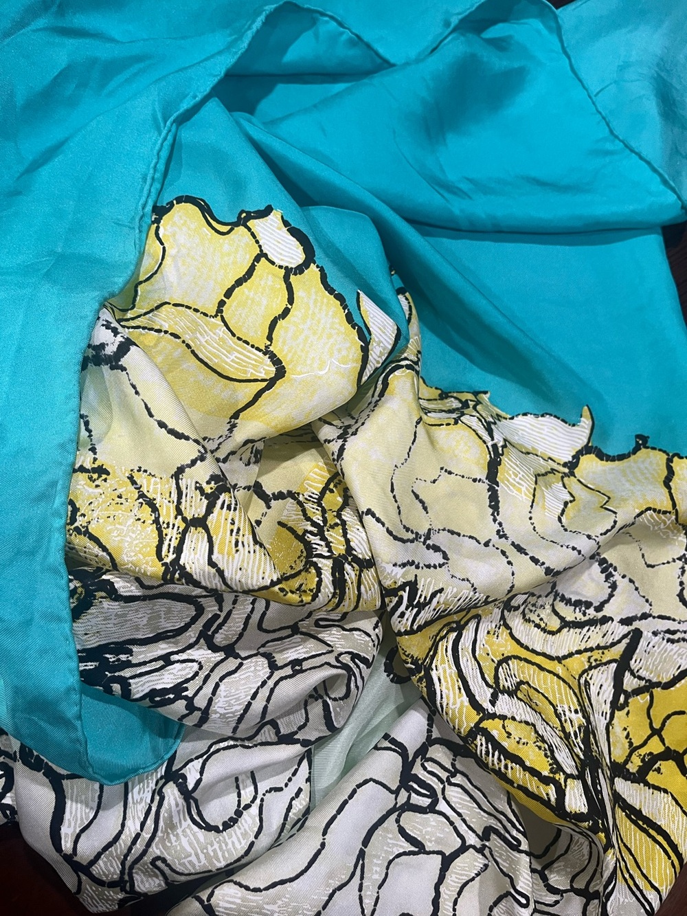 Christian Dior 100% Silk Scarf 43” Floral Print. (109cmx109cm)